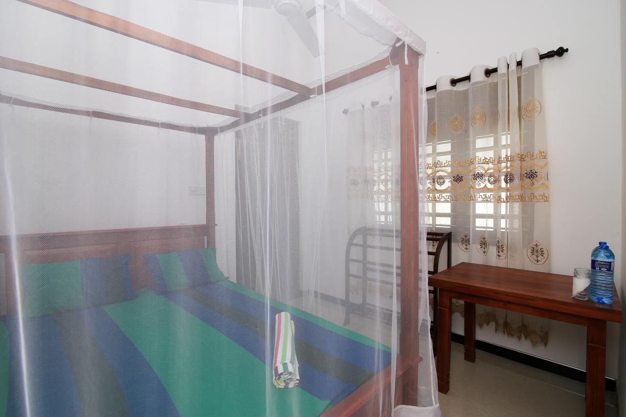 ホテル Surf Bay House ディックウェラ 部屋 写真